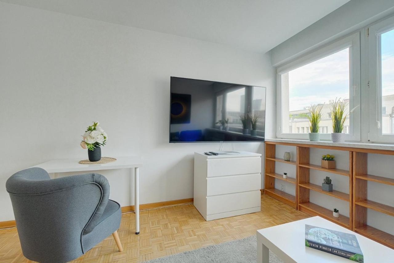 2 Bedroom Apt In Heart Of Warsaw Zgoda 9 Tv70 Exterior foto