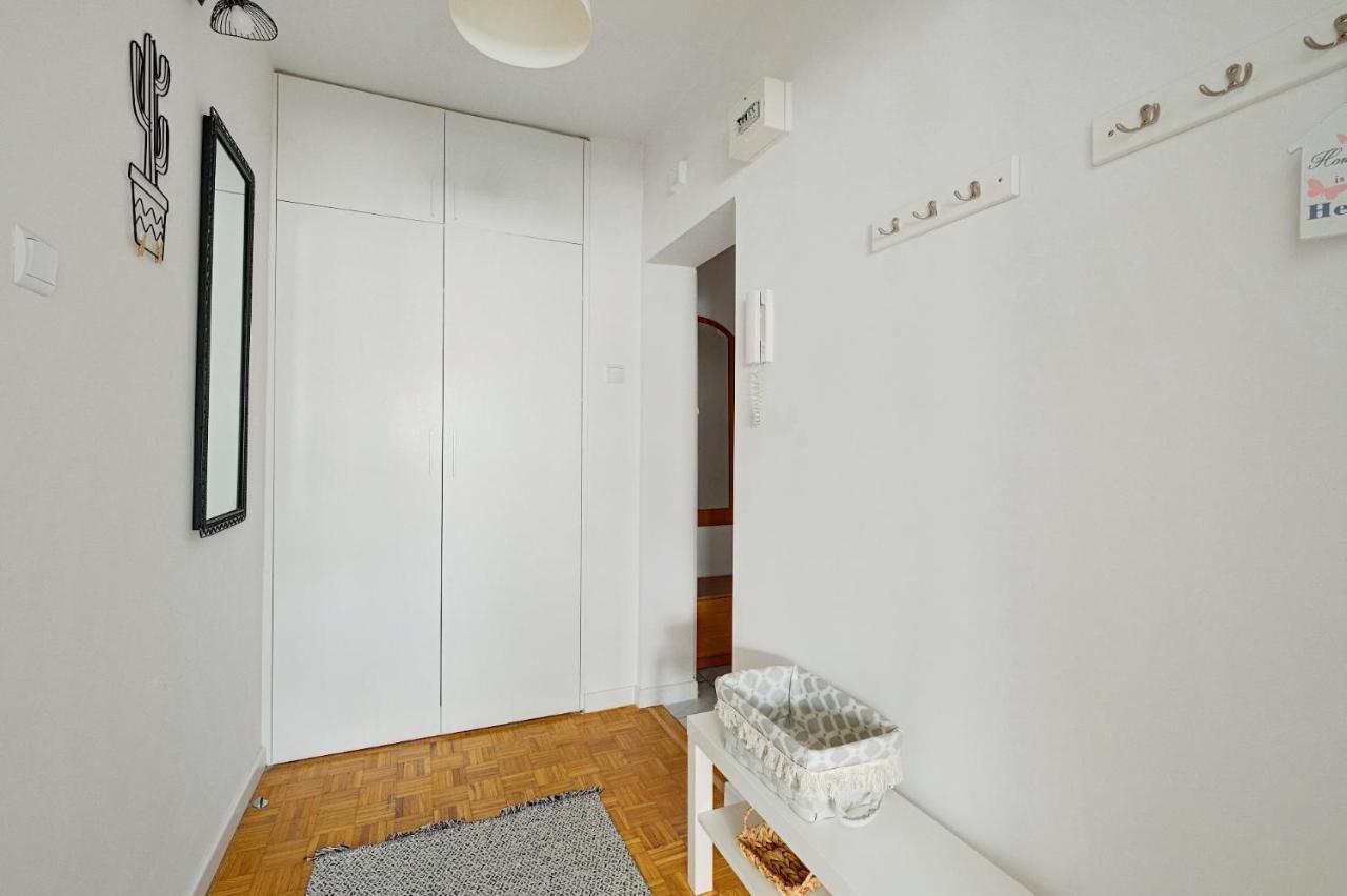 2 Bedroom Apt In Heart Of Warsaw Zgoda 9 Tv70 Exterior foto